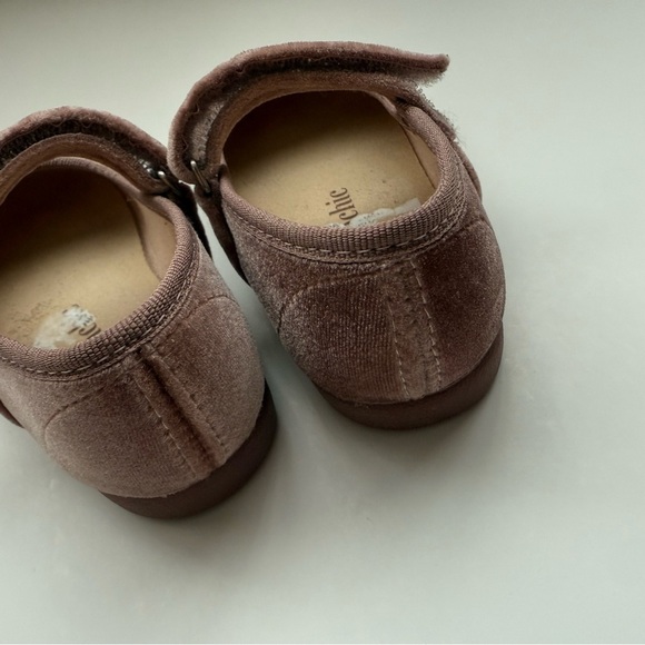 CHILDRENCHIC Velvet Mary Jane Flats in Dusty Rose Baby size us 6 EU22 - Picture 3 of 4